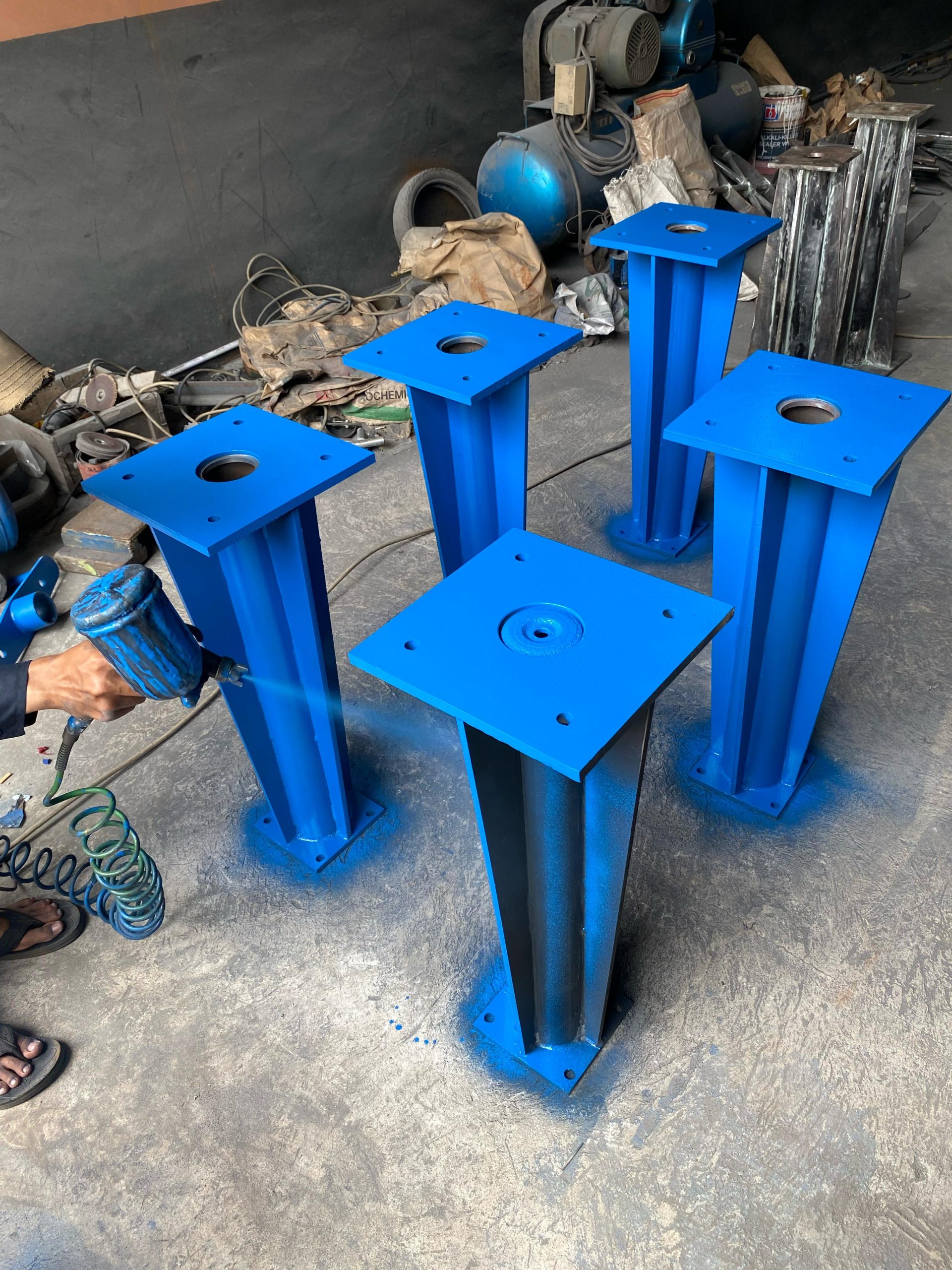 Done 30 Unit Metal Statis Stand Untuk Palembang