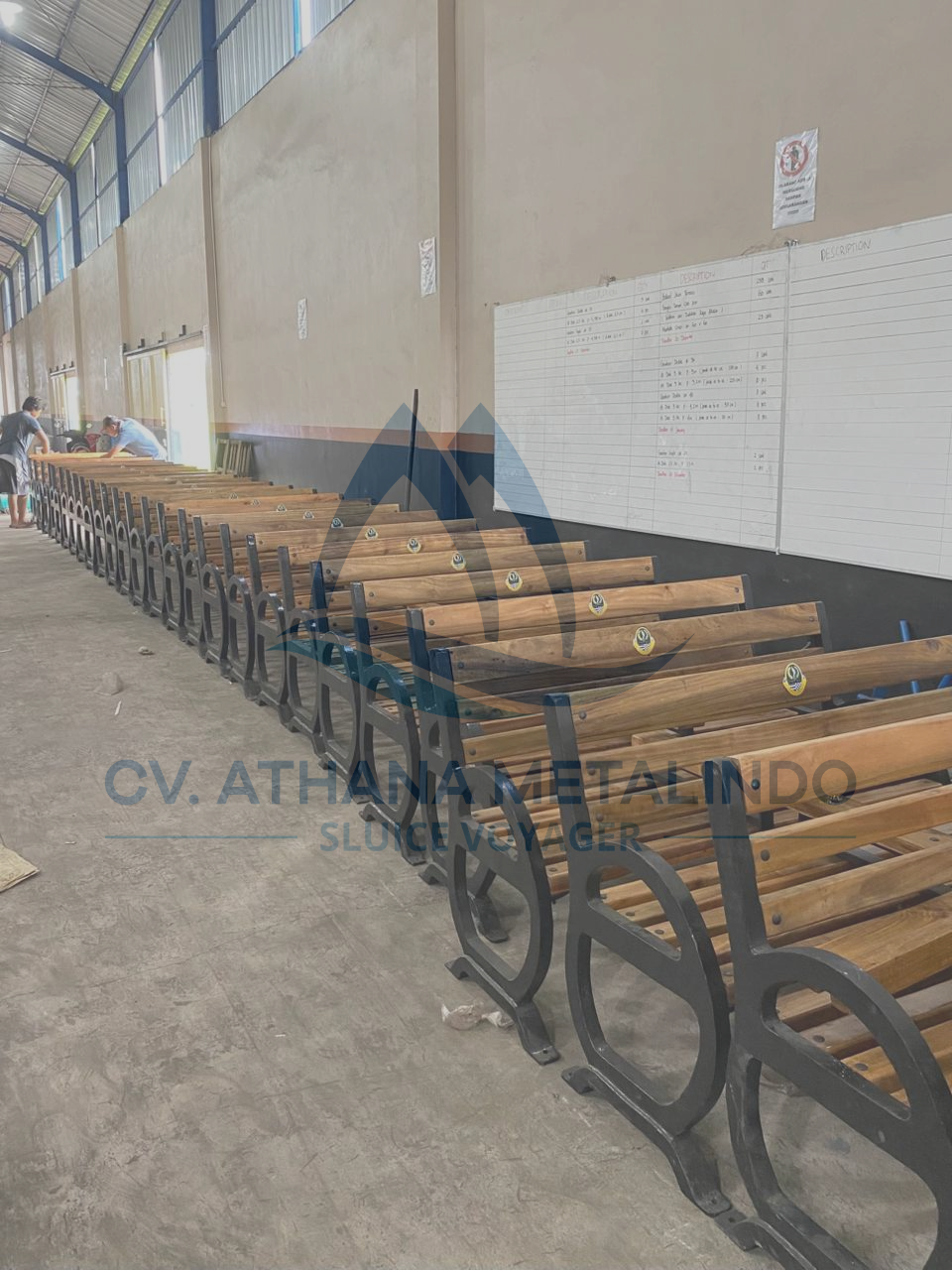 Athana Percantik Alun-Alun Kalijati Subang dengan 238 Bollard dan 60 Kursi Taman