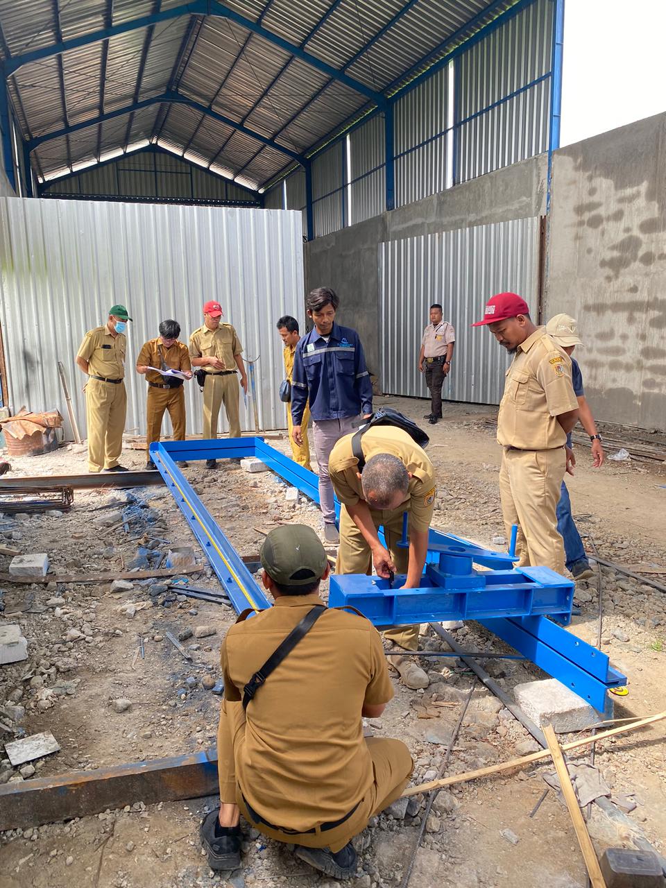 SDA Klaten Lakukan Inspeksi Pintu Air Sebelum Pemasangan di Lokasi Proyek