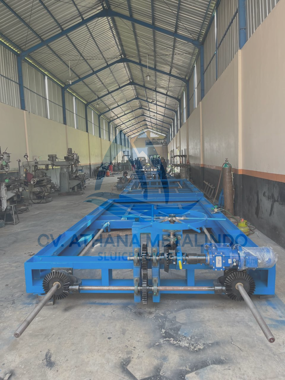 Proyek Pintu Air Motorized dan Pintu Air Double Gearbox untuk Sistem Pengelolaan Air di Pulau Obi