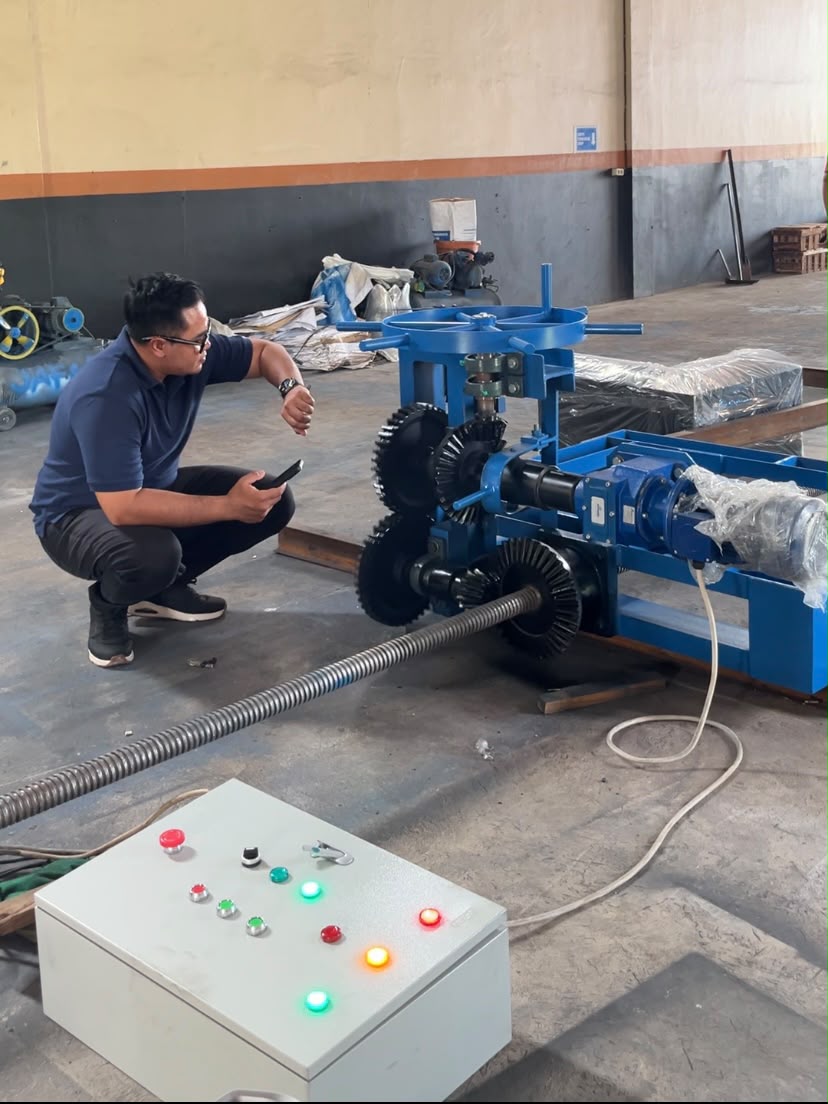 Pintu Air Motorized dengan Gearbox Motovario untuk Proyek di Sumbawa